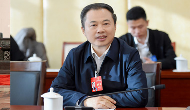 两会季丨围绕区域经济，，，张天任代表提交这些建议